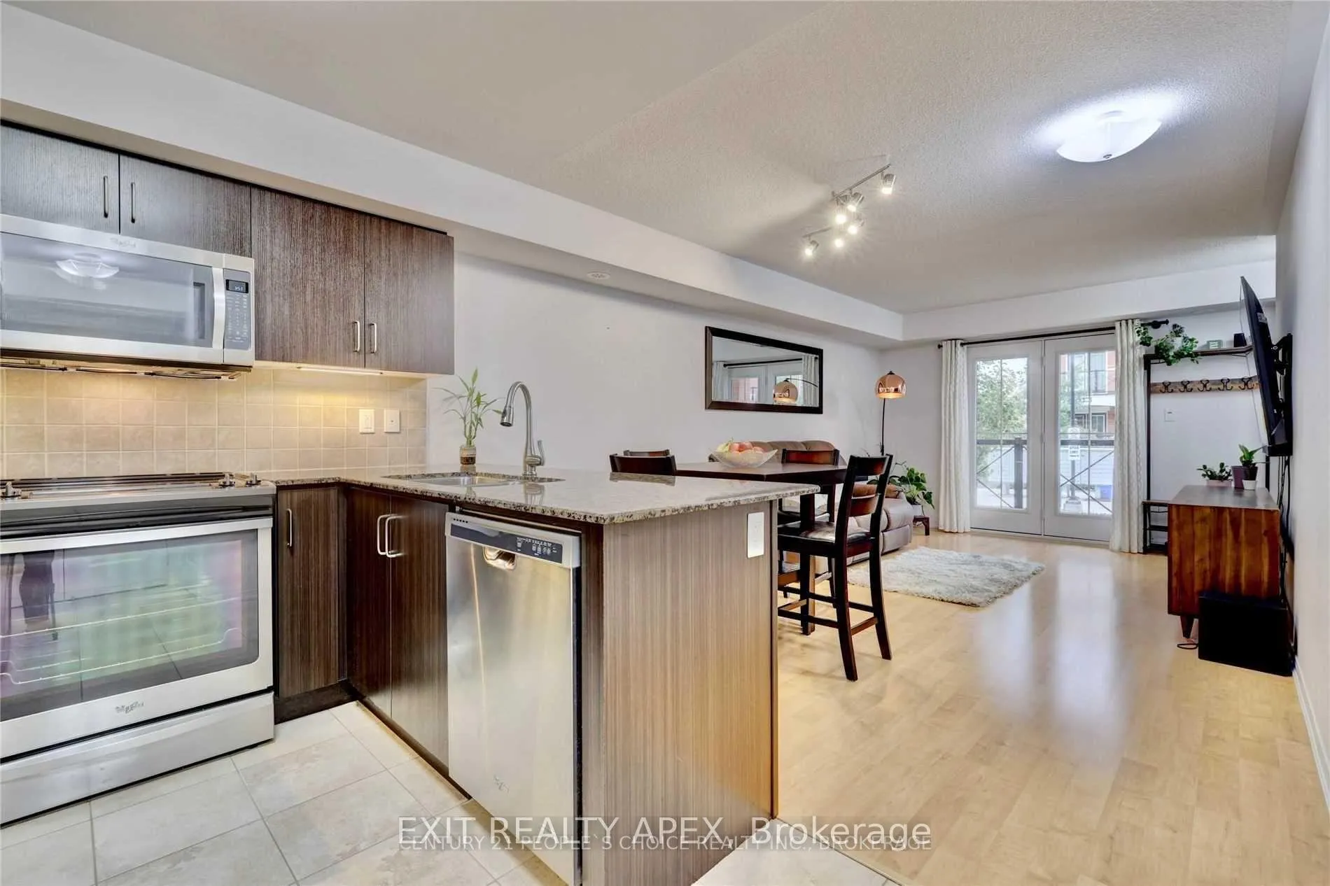 Photo 17 of Unit 19, 2504 Post Road, Oakville, River Oaks — HOMEH
