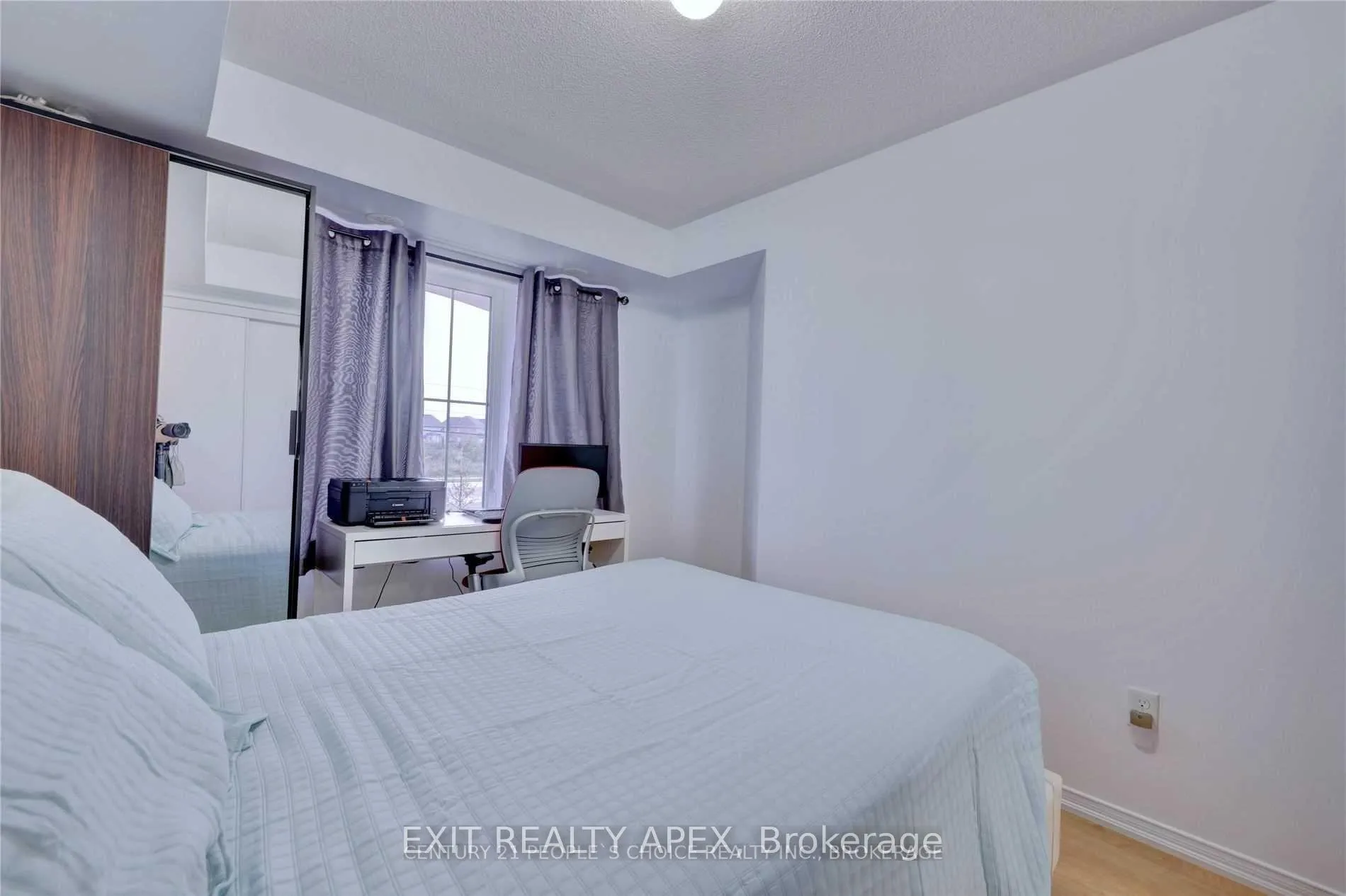 Photo 24 of Unit 19, 2504 Post Road, Oakville, River Oaks — HOMEH