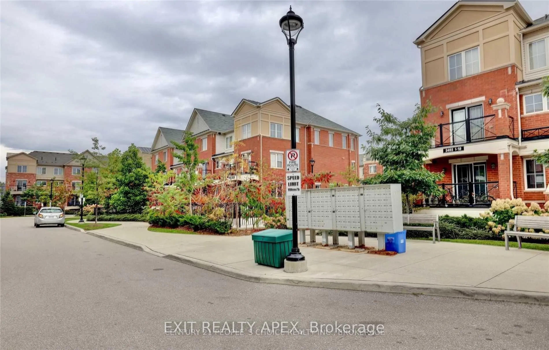 Photo 30 of Unit 19, 2504 Post Road, Oakville, River Oaks — HOMEH
