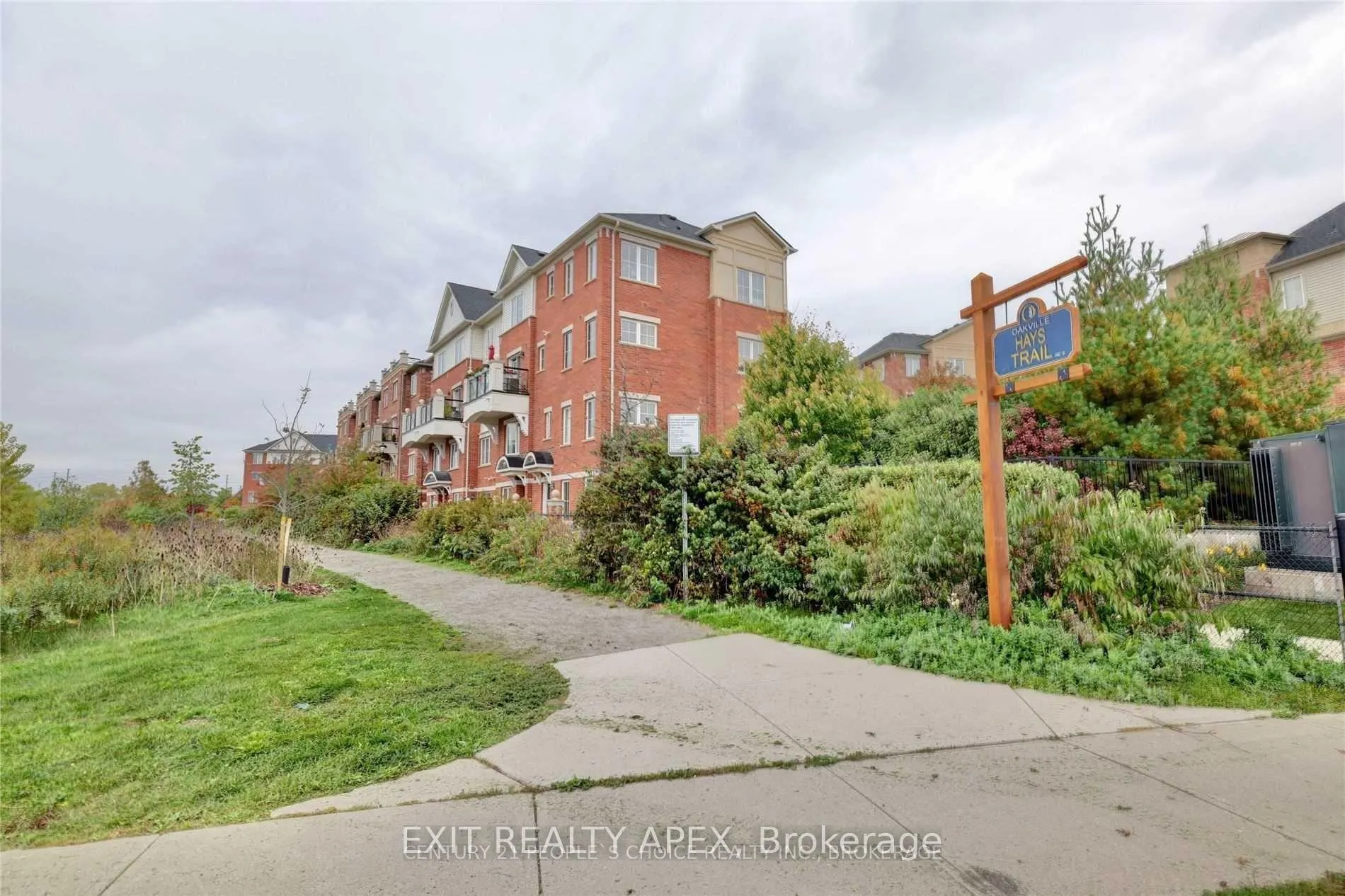 Photo 33 of Unit 19, 2504 Post Road, Oakville, River Oaks — HOMEH