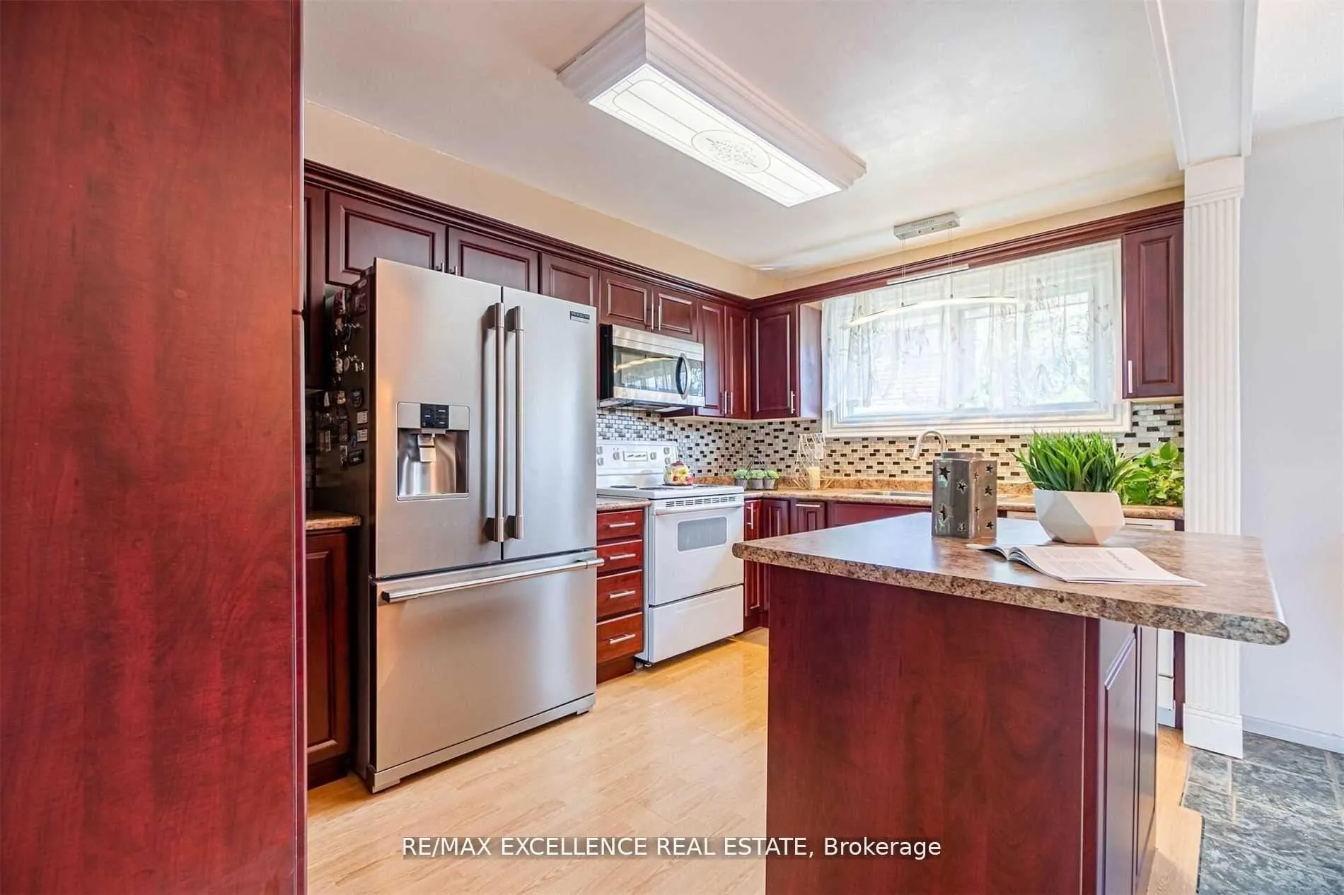 Photo 8 of 148 Ashton Crescent, Brampton, Central Park — HOMEH