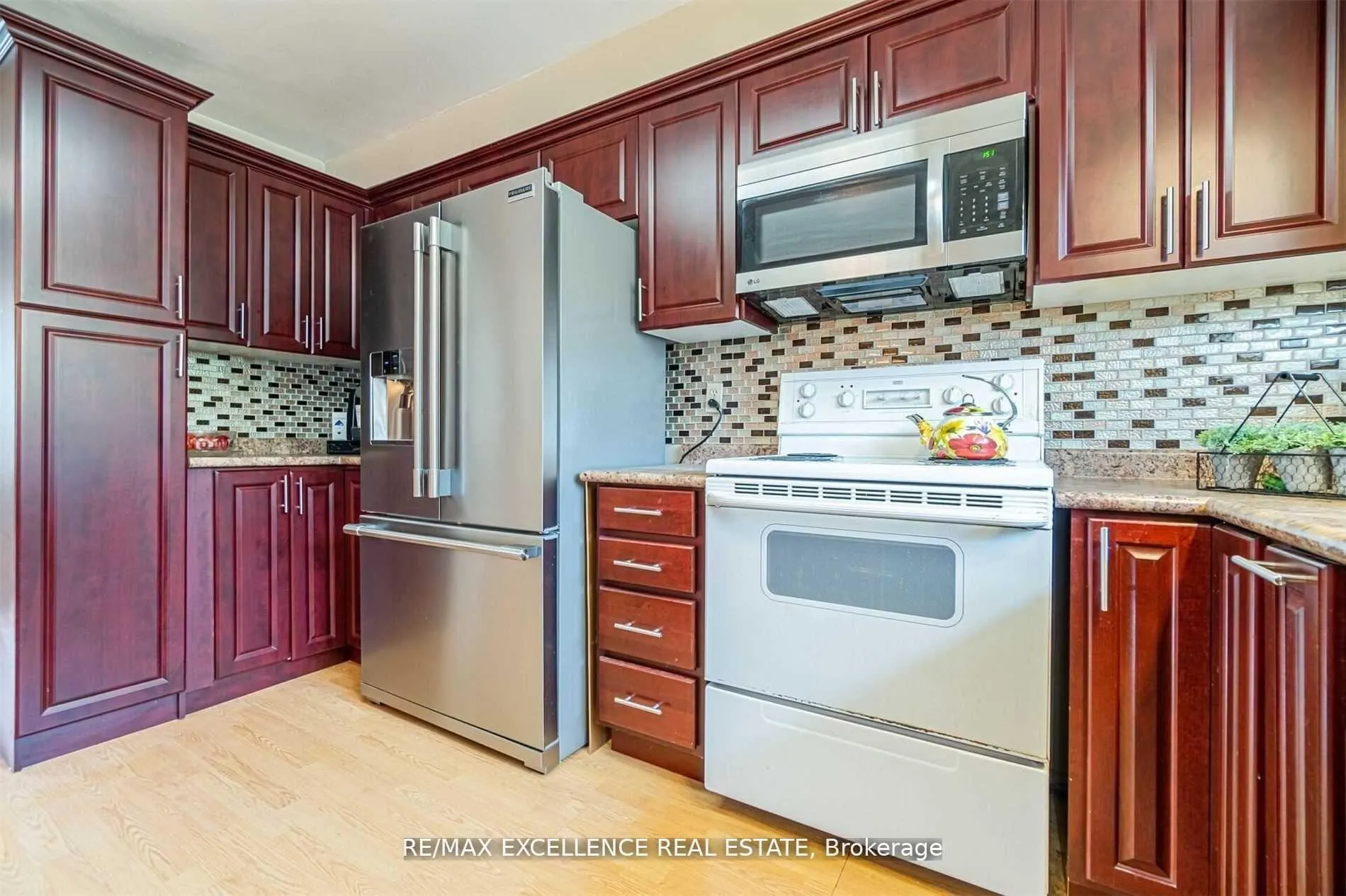 Photo 9 of 148 Ashton Crescent, Brampton, Central Park — HOMEH