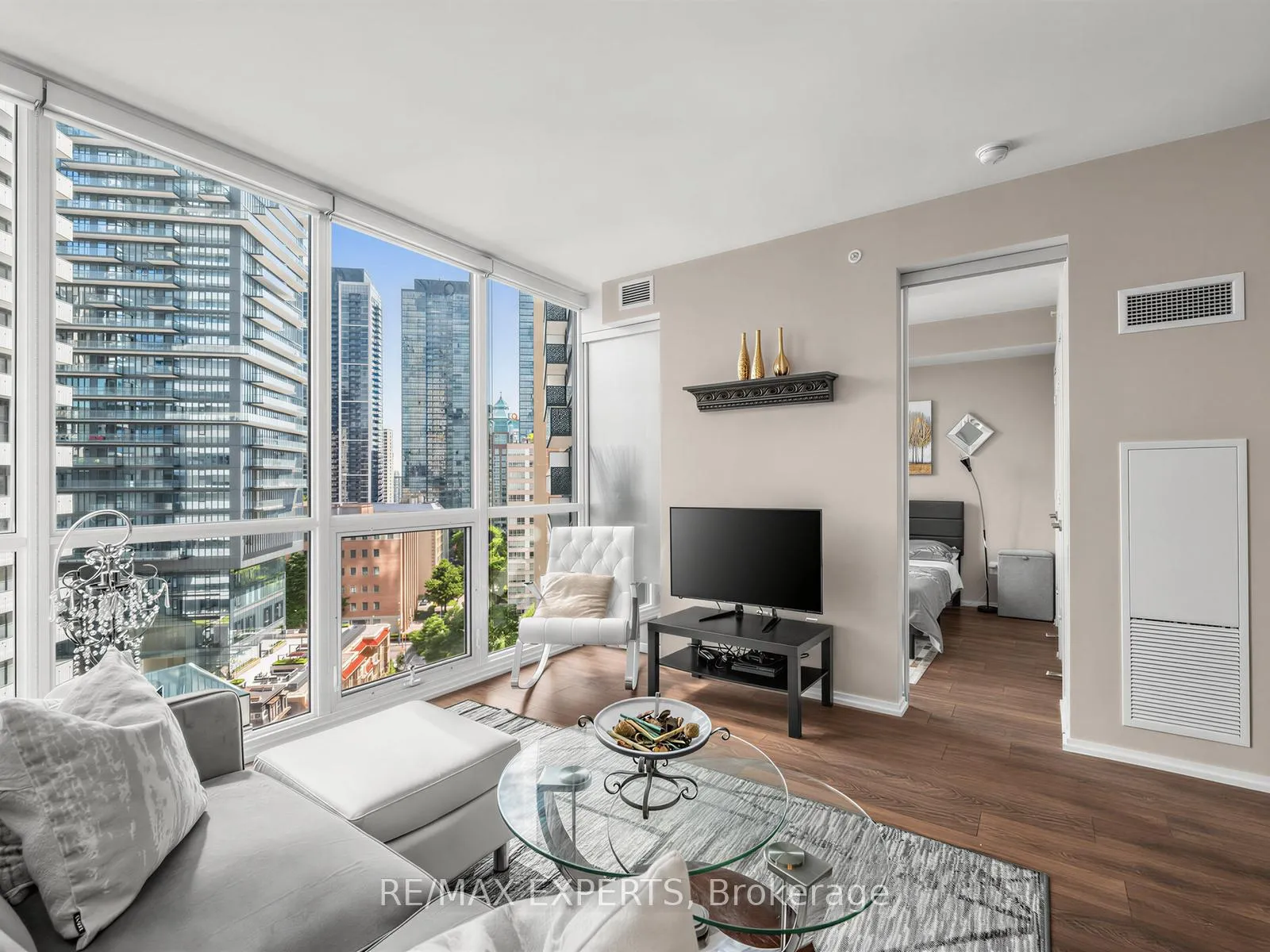 Photo 10 of Unit 1509, 45 Charles Street E, Toronto, Church-Yonge Corridor — HOMEH
