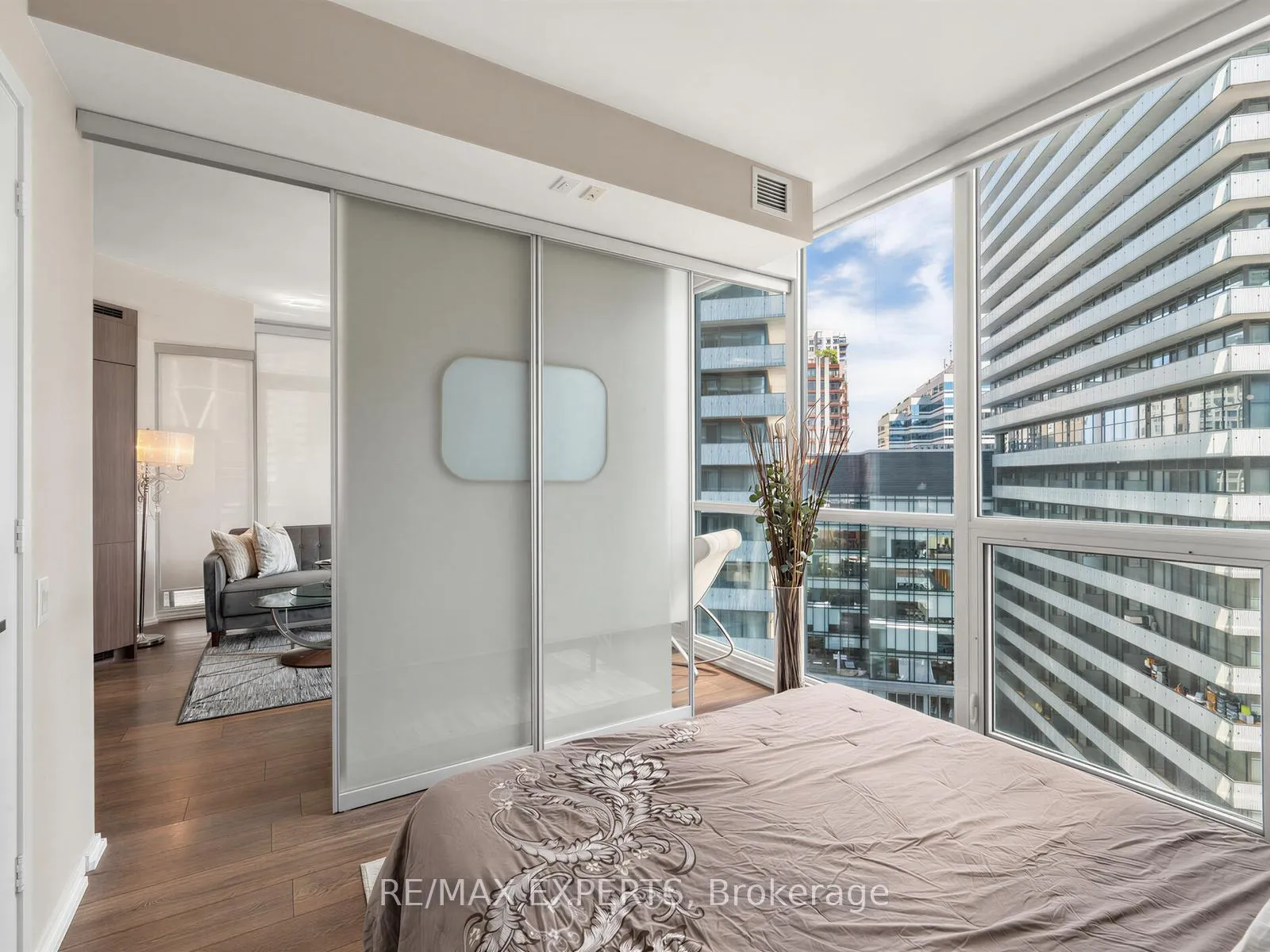 Photo 18 of Unit 1509, 45 Charles Street E, Toronto, Church-Yonge Corridor — HOMEH