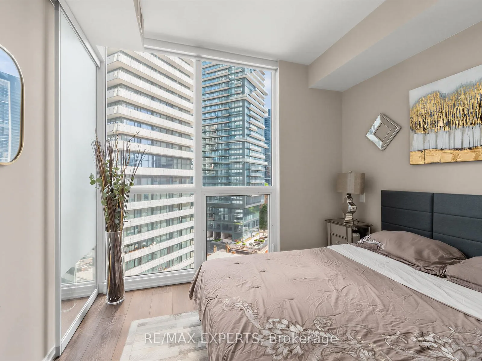Photo 19 of Unit 1509, 45 Charles Street E, Toronto, Church-Yonge Corridor — HOMEH