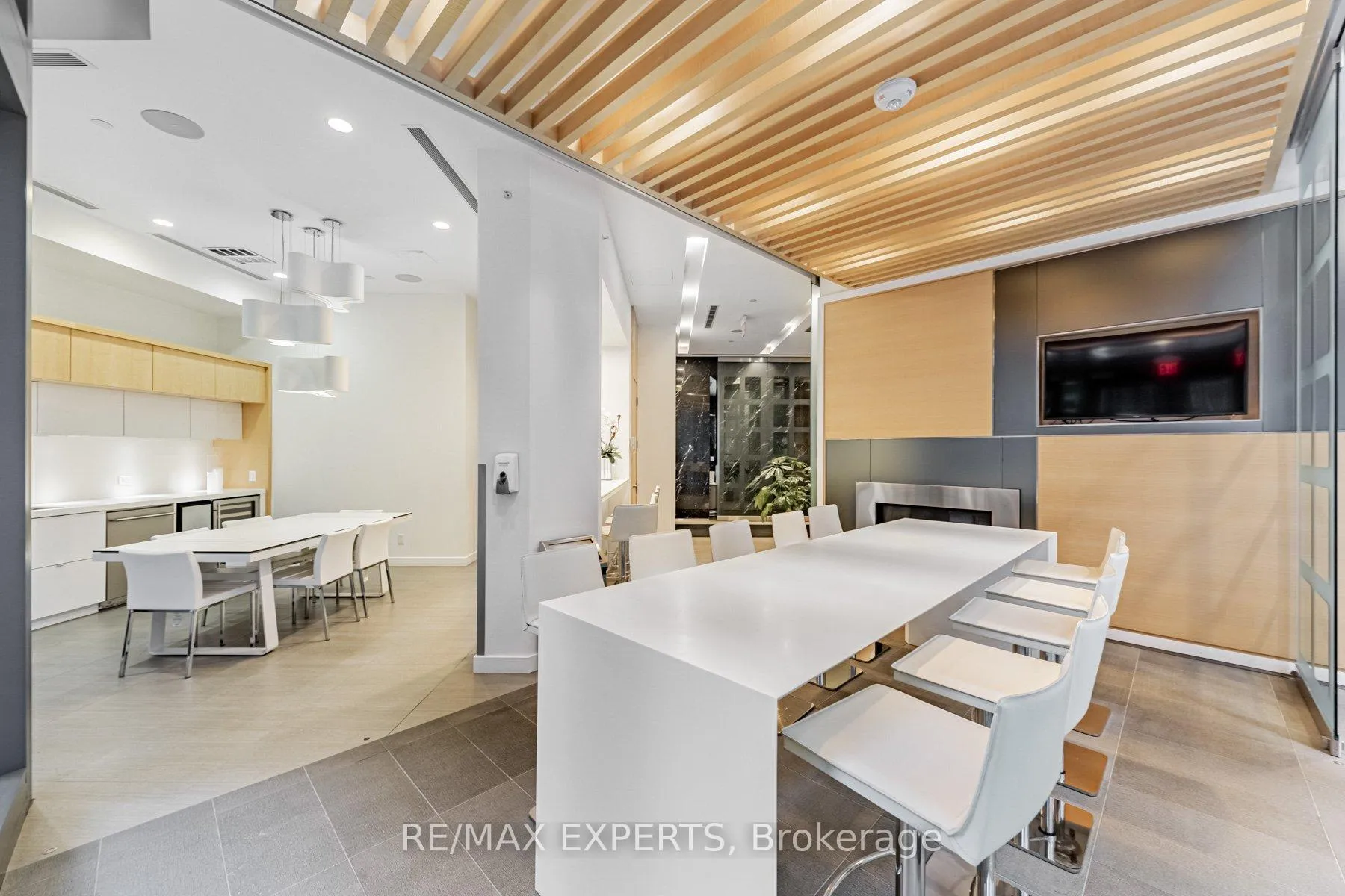 Photo 31 of Unit 1509, 45 Charles Street E, Toronto, Church-Yonge Corridor — HOMEH