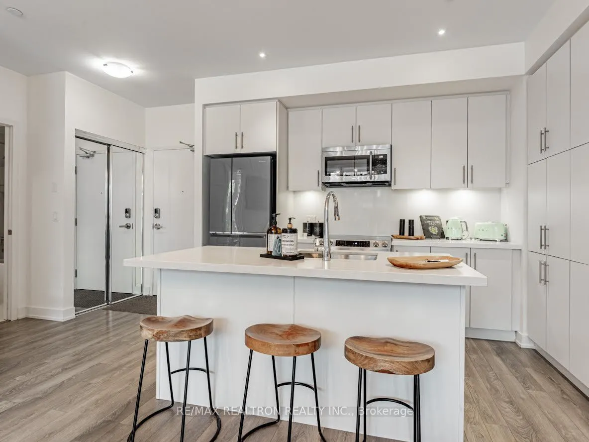 Photo 3 of Unit 113, 375 Sea Ray Avenue, Innisfil, Rural Innisfil — HOMEH