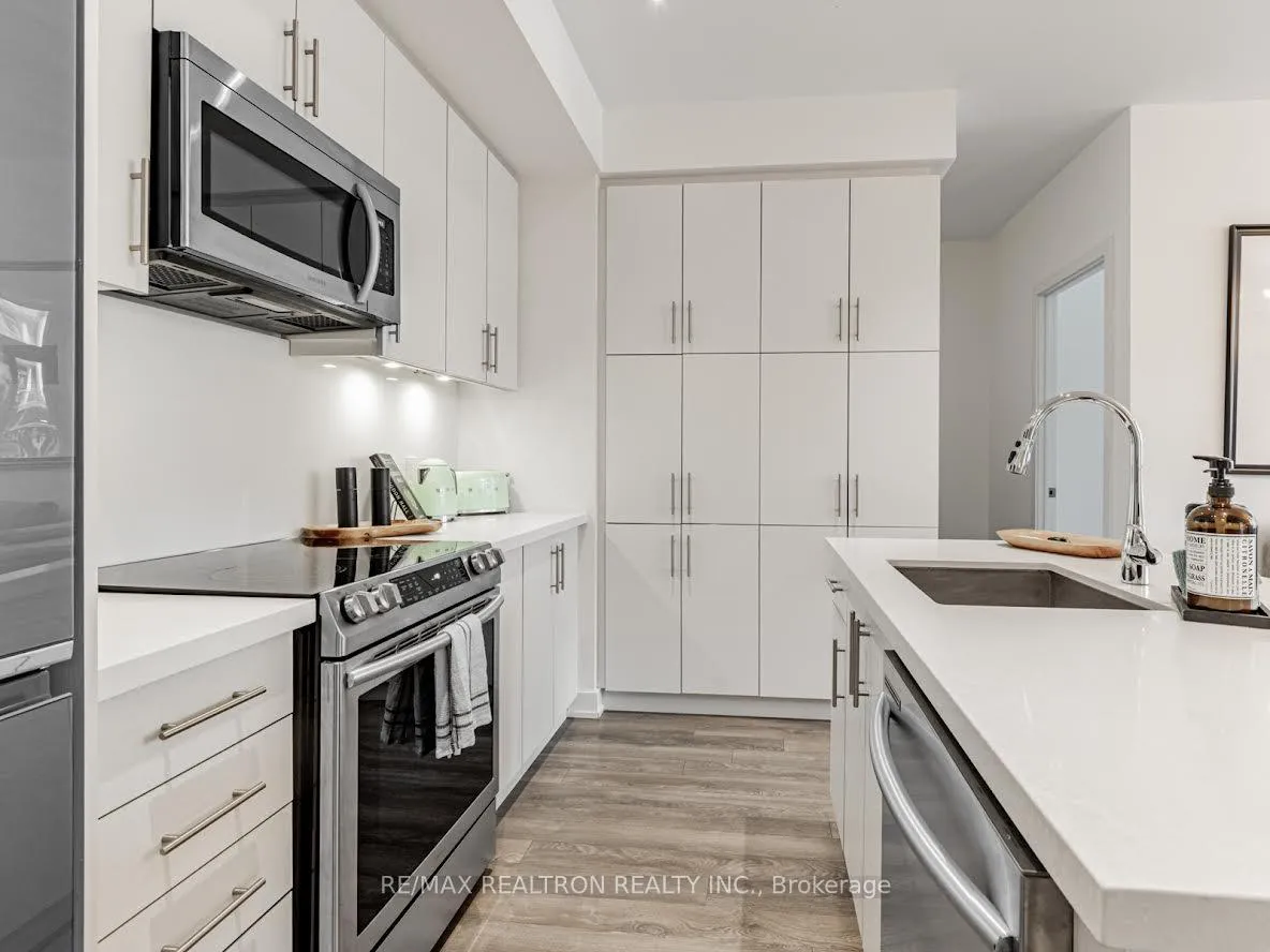 Photo 5 of Unit 113, 375 Sea Ray Avenue, Innisfil, Rural Innisfil — HOMEH