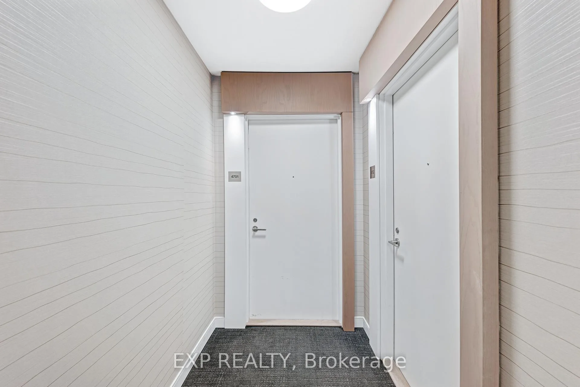 Photo 4 of Unit 4701, 70 Annie Craig Drive, Etobicoke, Mimico — HOMEH