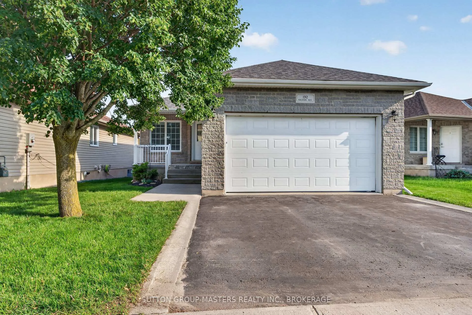 Front of 192 Kildare Avenue W