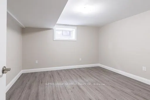 Photo 5 of 240 Wellington Street E, Barrie, Wellington — HOMEH
