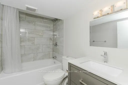 Photo 6 of 240 Wellington Street E, Barrie, Wellington — HOMEH