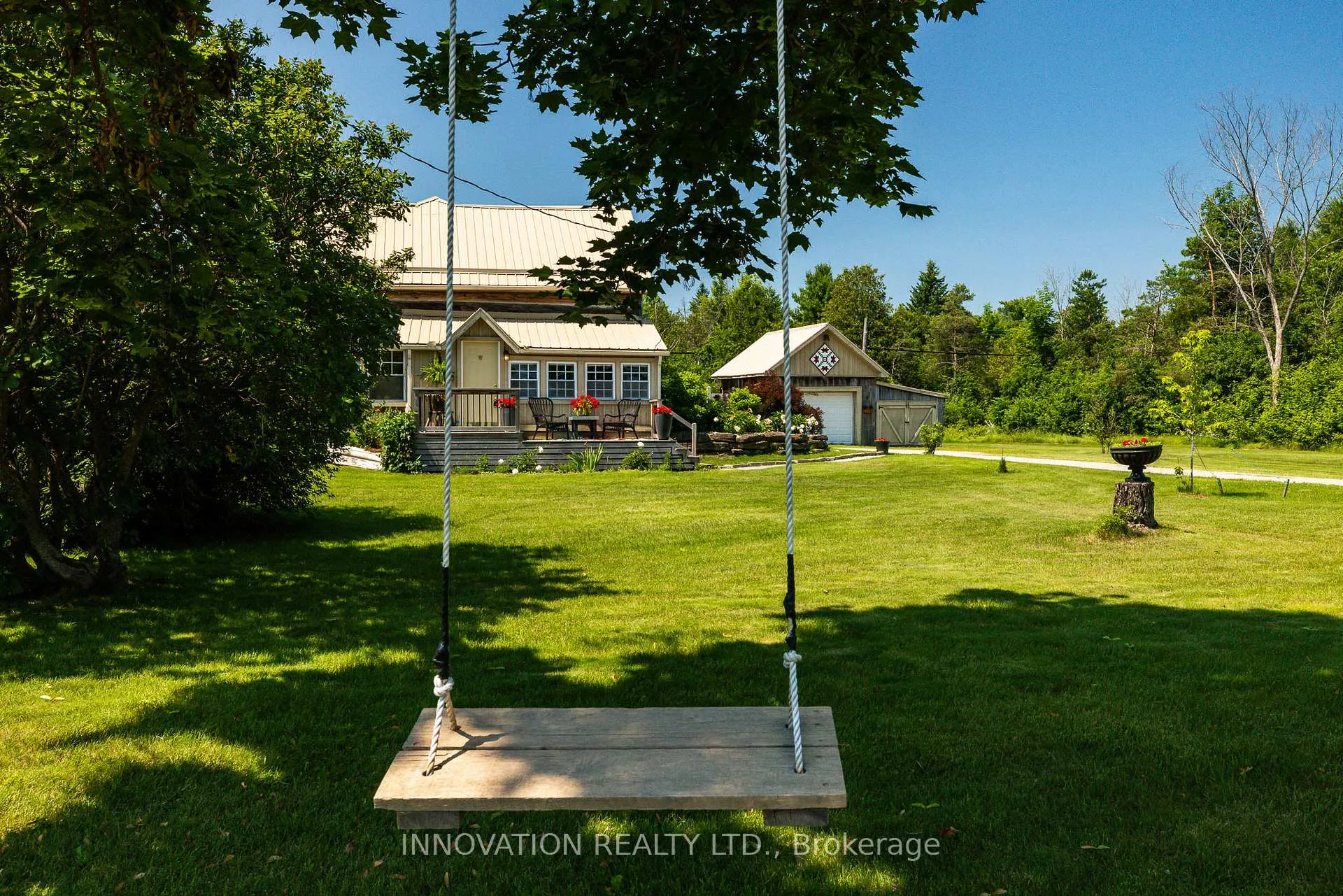 Photo 5 of 9585 15 Highway, Beckwith, Beckwith Twp — HOMEH
