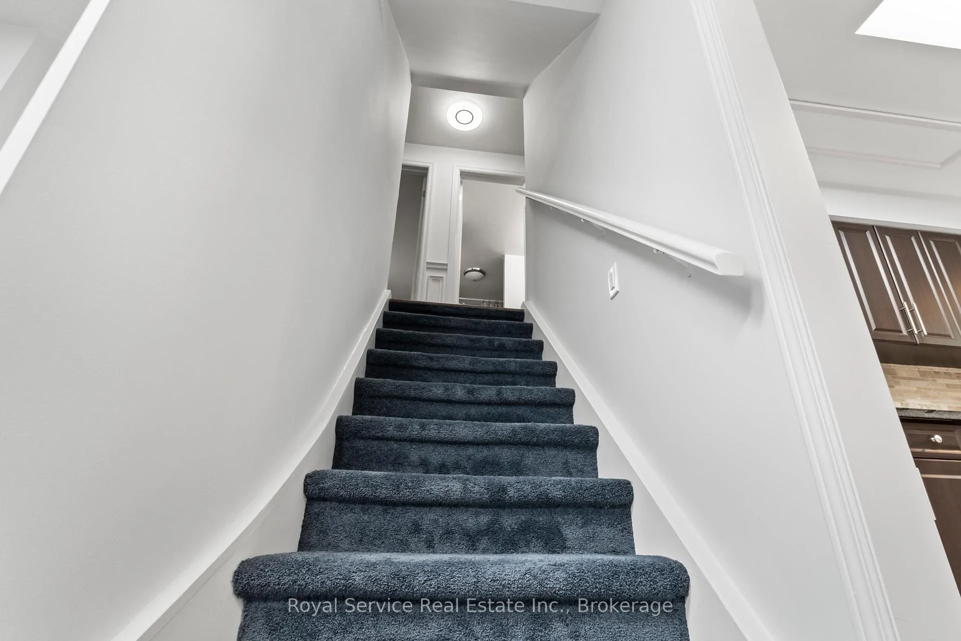 Photo 18 of 460 Harwood Drive, Oshawa, O'Neill — HOMEH