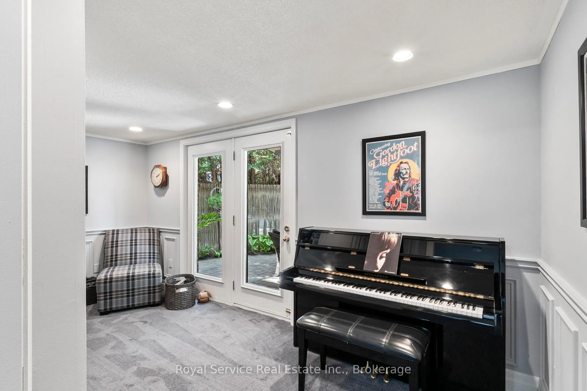 Photo 34 of 460 Harwood Drive, Oshawa, O'Neill — HOMEH