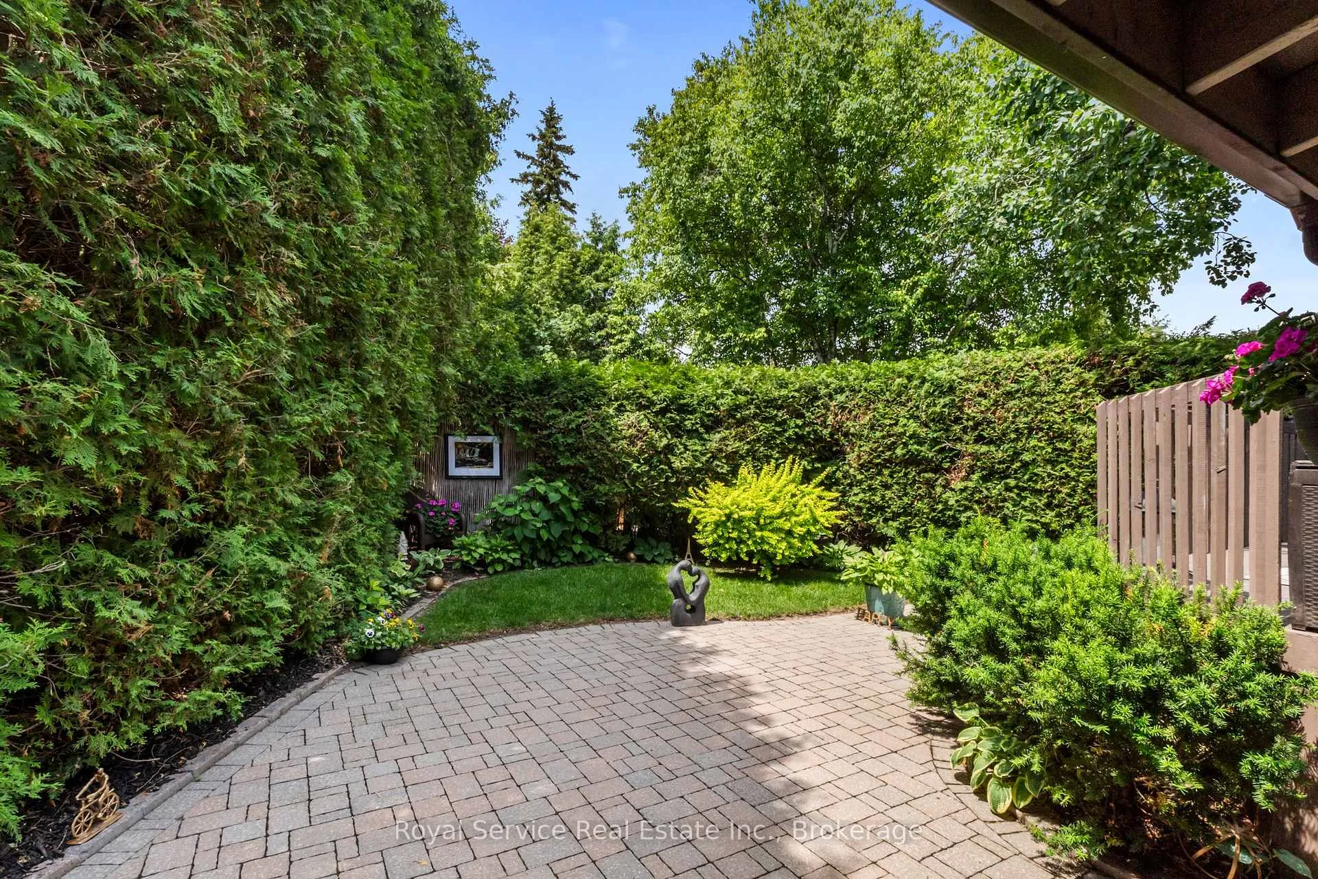 Photo 39 of 460 Harwood Drive, Oshawa, O'Neill — HOMEH