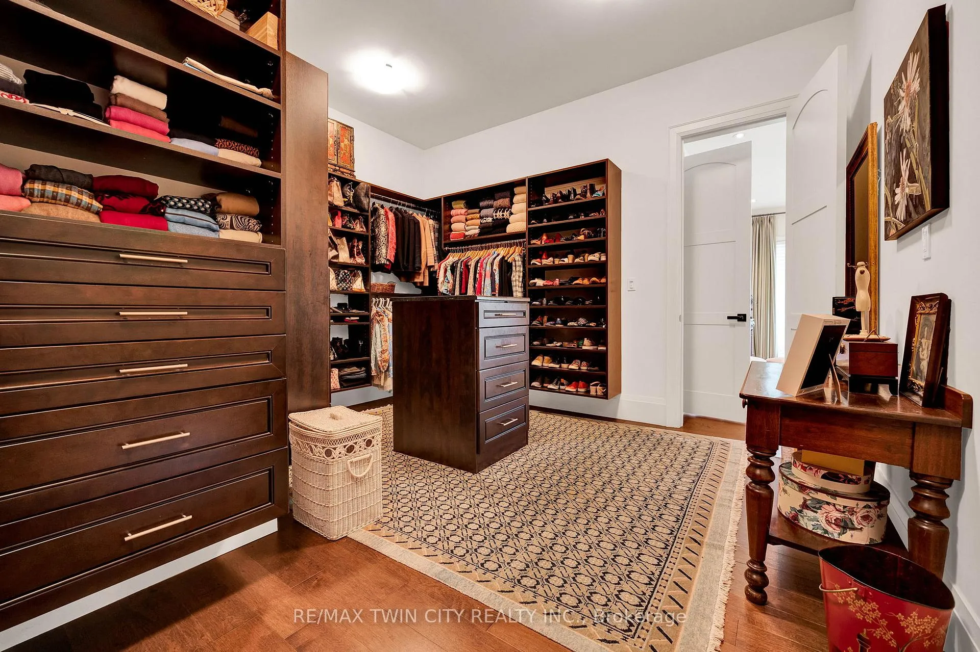 Photo 22 of 585 Regal Place, Waterloo, Erbsville/Laurelwood — HOMEH