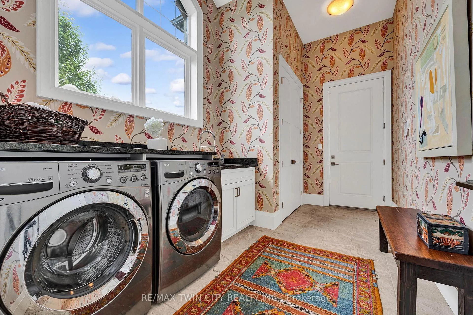 Photo 25 of 585 Regal Place, Waterloo, Erbsville/Laurelwood — HOMEH