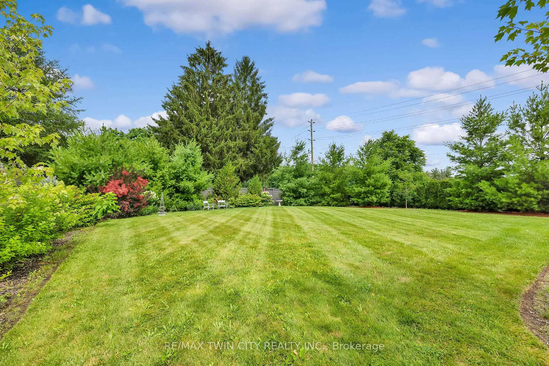 Photo 34 of 585 Regal Place, Waterloo, Erbsville/Laurelwood — HOMEH