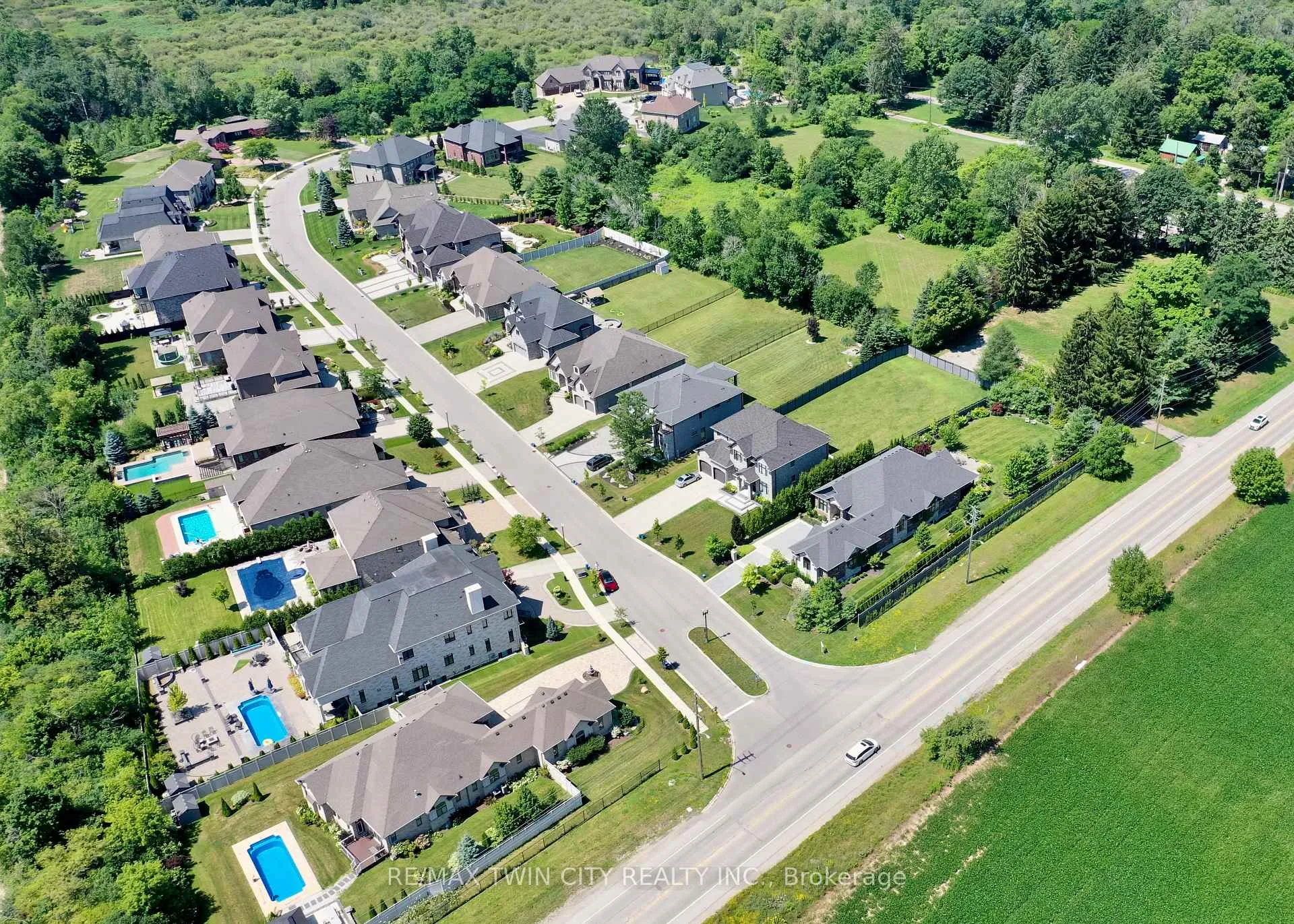 Photo 40 of 585 Regal Place, Waterloo, Erbsville/Laurelwood — HOMEH