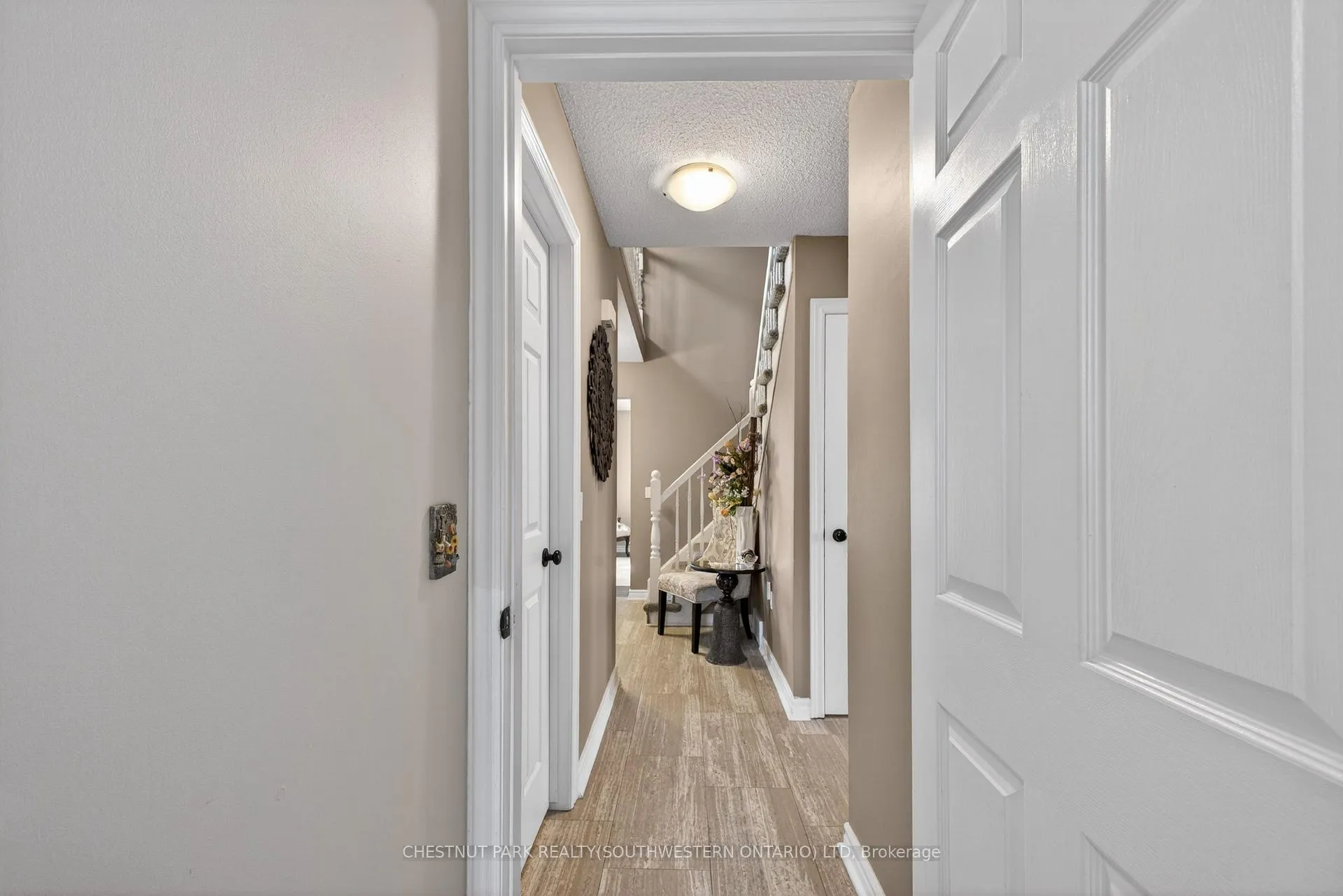 Photo 17 of 24 Lakeside Place E, Port Colborne, Sugarloaf — HOMEH