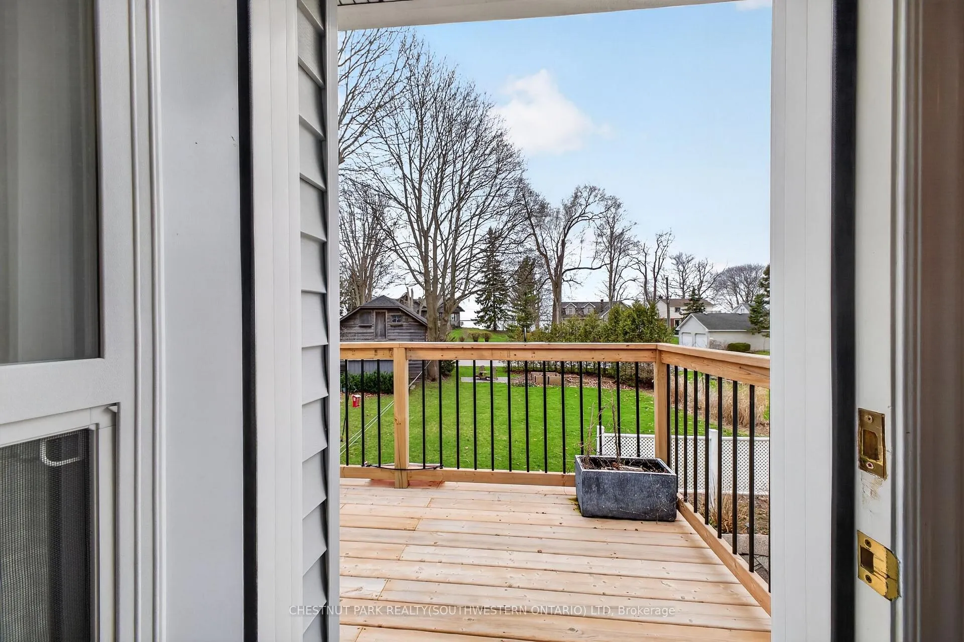 Photo 22 of 24 Lakeside Place E, Port Colborne, Sugarloaf — HOMEH