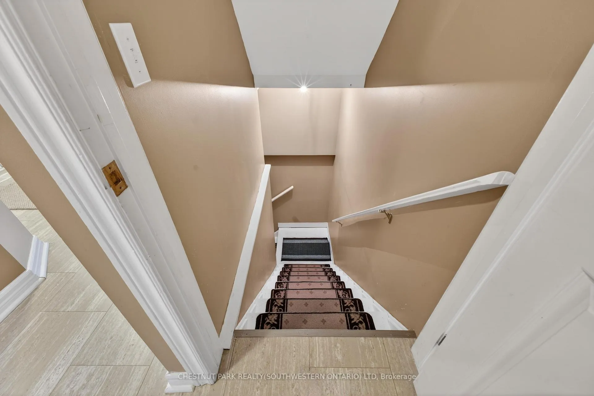 Photo 35 of 24 Lakeside Place E, Port Colborne, Sugarloaf — HOMEH