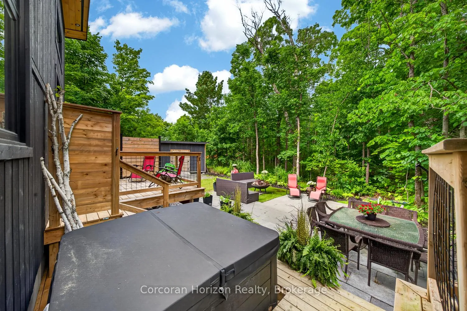 Photo 6 of 9 Silver Birch Circle N, McKellar — HOMEH