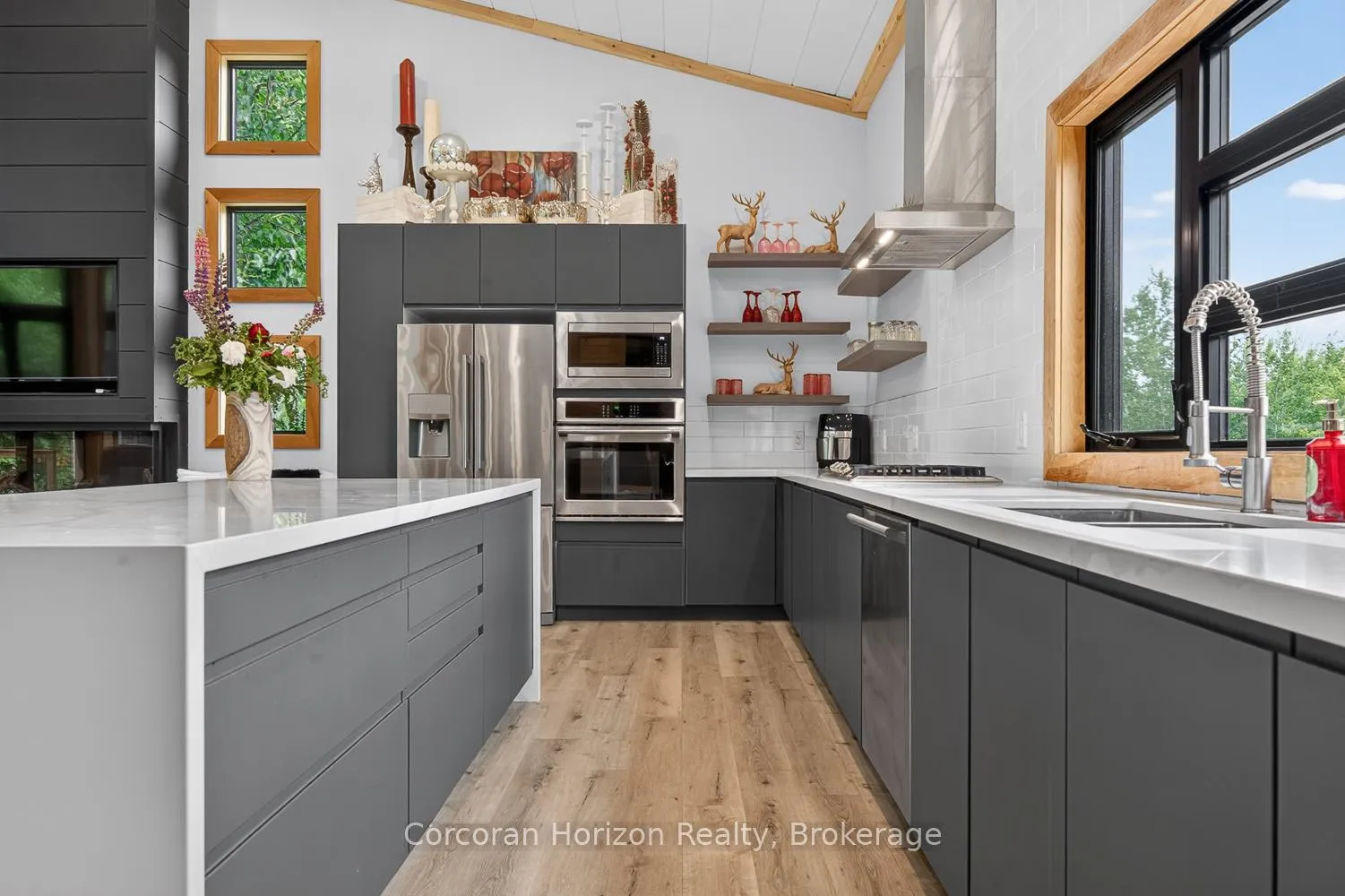 Photo 11 of 9 Silver Birch Circle N, McKellar — HOMEH