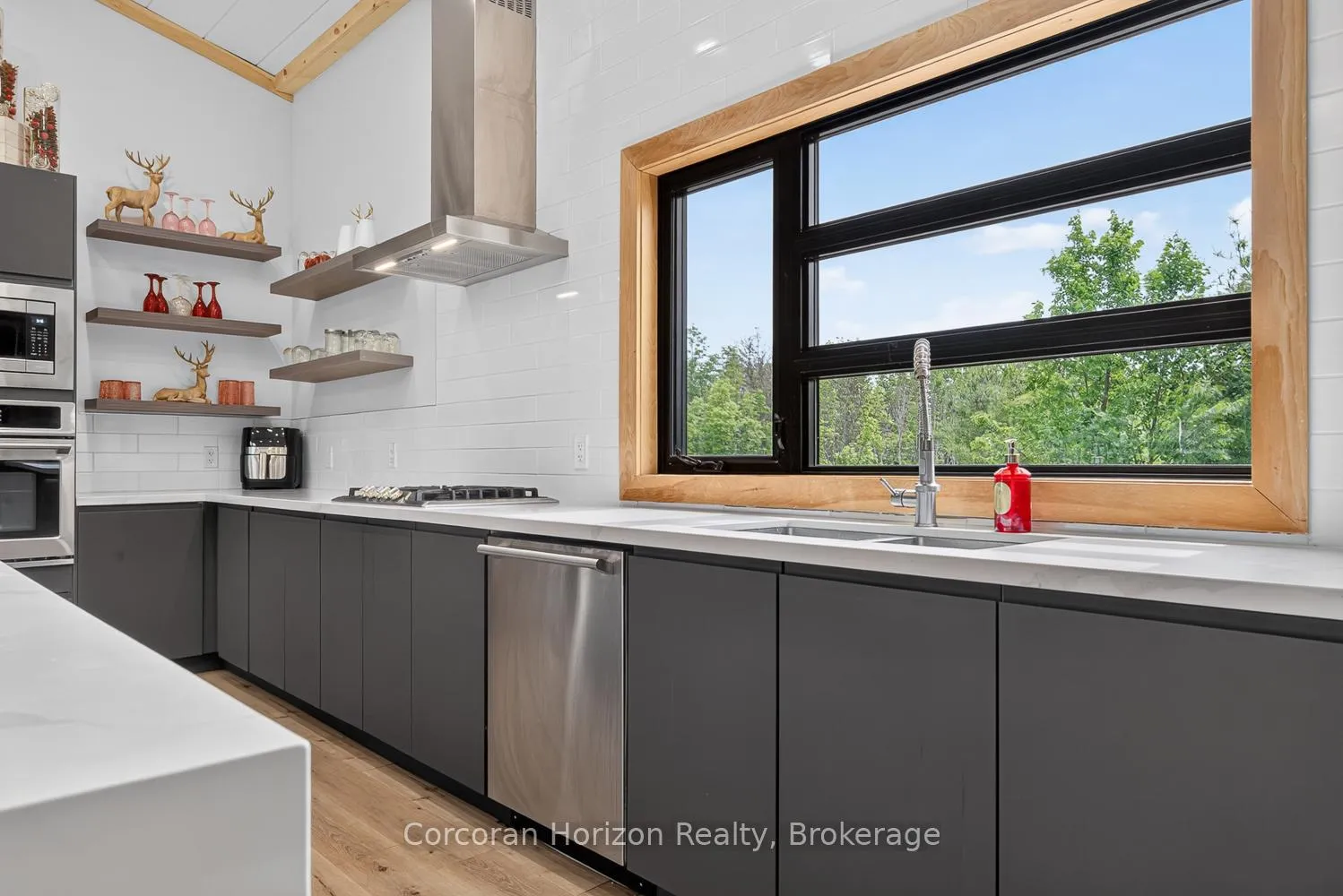 Photo 14 of 9 Silver Birch Circle N, McKellar — HOMEH