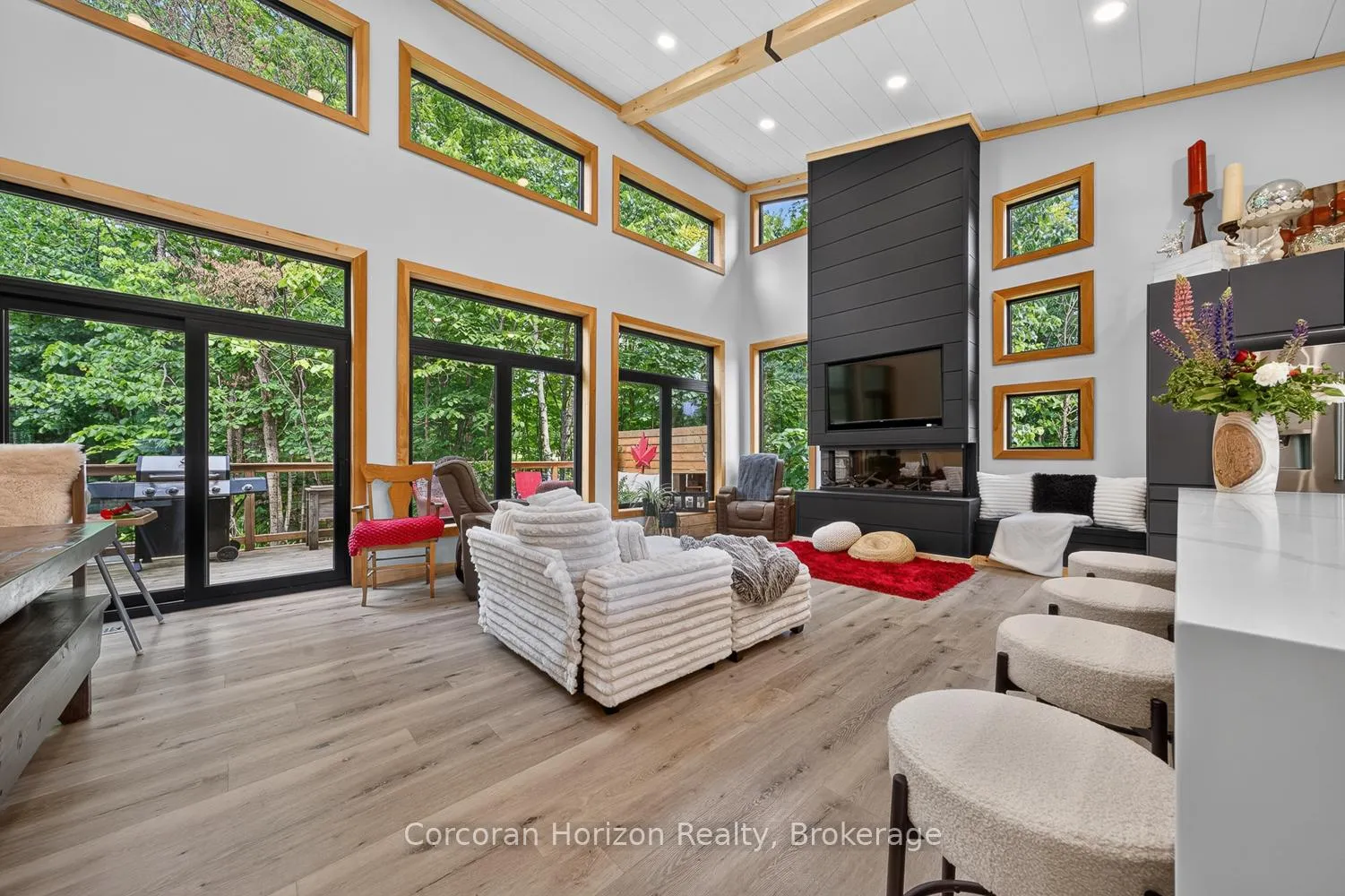 Photo 15 of 9 Silver Birch Circle N, McKellar — HOMEH