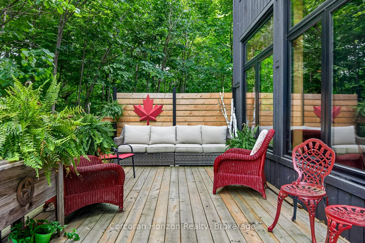 Photo 35 of 9 Silver Birch Circle N, McKellar — HOMEH