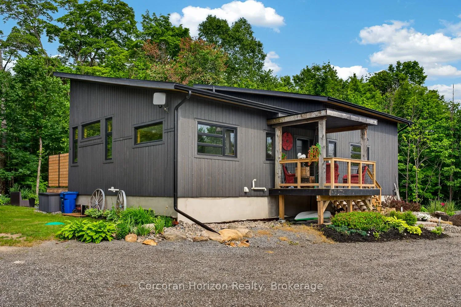 Photo 41 of 9 Silver Birch Circle N, McKellar — HOMEH