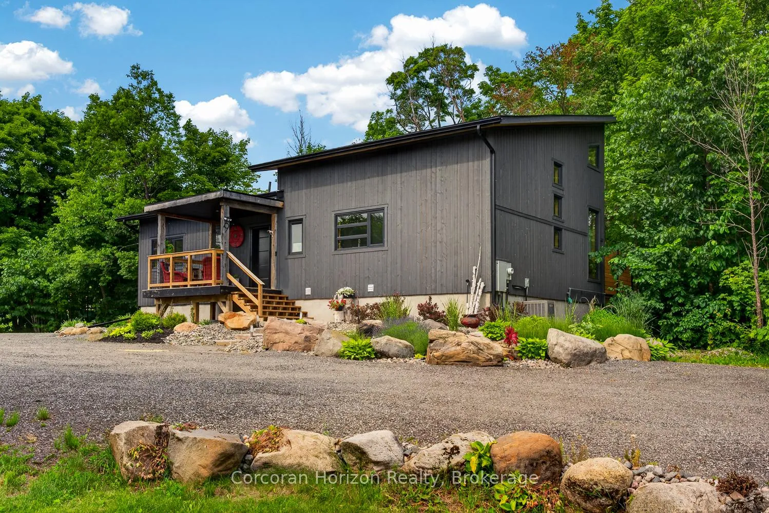 Photo 42 of 9 Silver Birch Circle N, McKellar — HOMEH