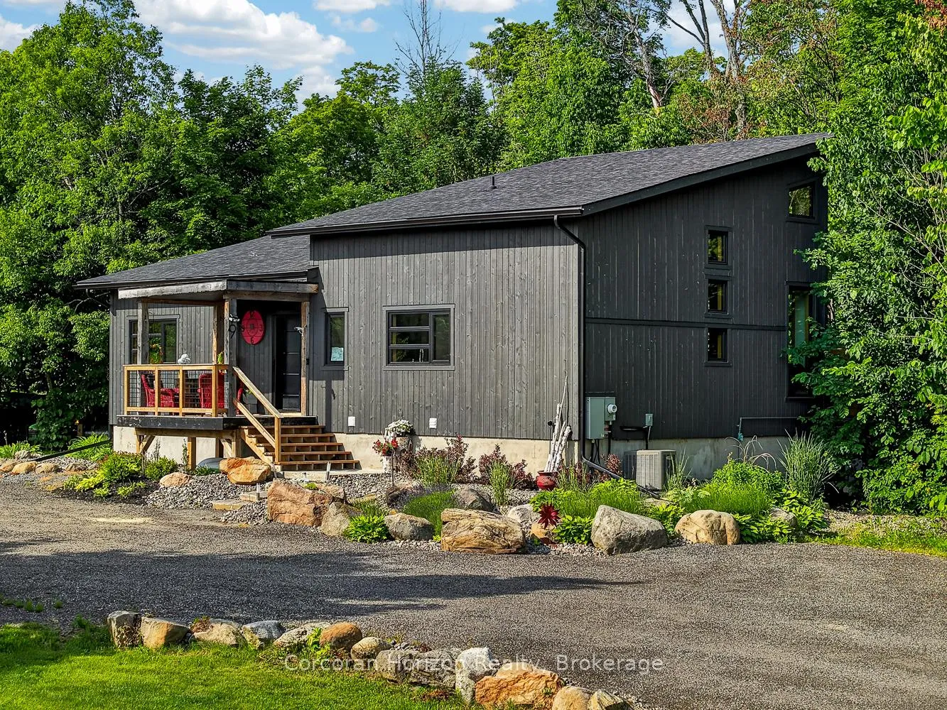 Photo 44 of 9 Silver Birch Circle N, McKellar — HOMEH