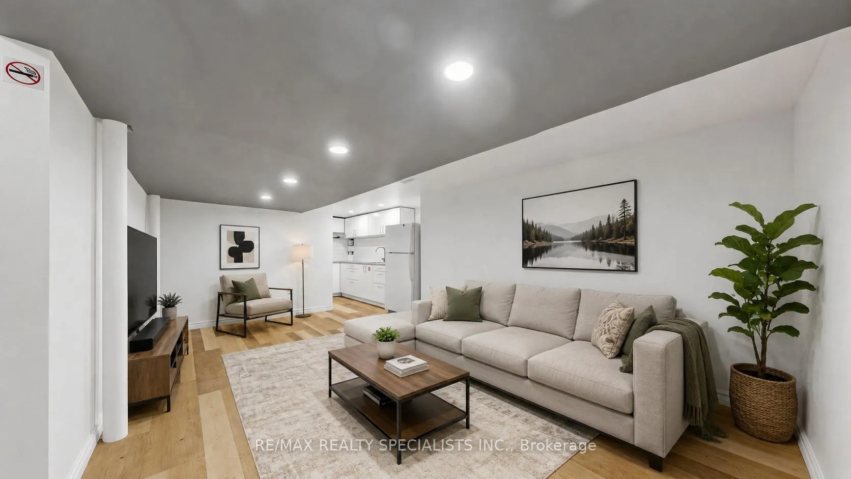 Photo 17 of 124 Village Road, St. Catharines, Glendale/Glenridge — HOMEH