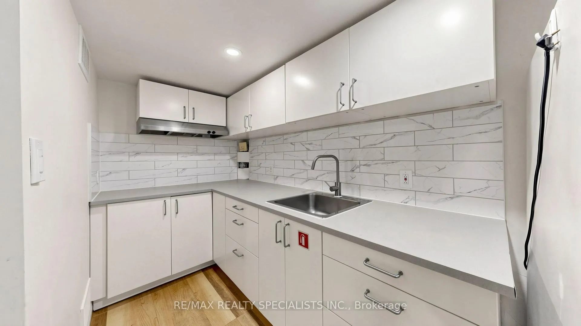Photo 19 of 124 Village Road, St. Catharines, Glendale/Glenridge — HOMEH