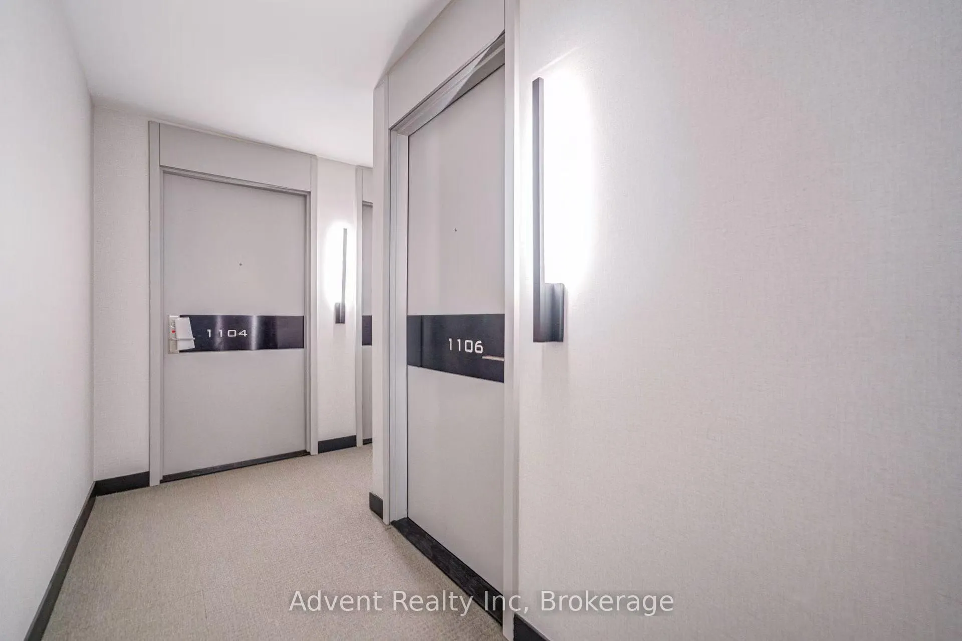 Photo 5 of Unit 1106, 33 Helendale Avenue, Toronto, Yonge-Eglinton — HOMEH