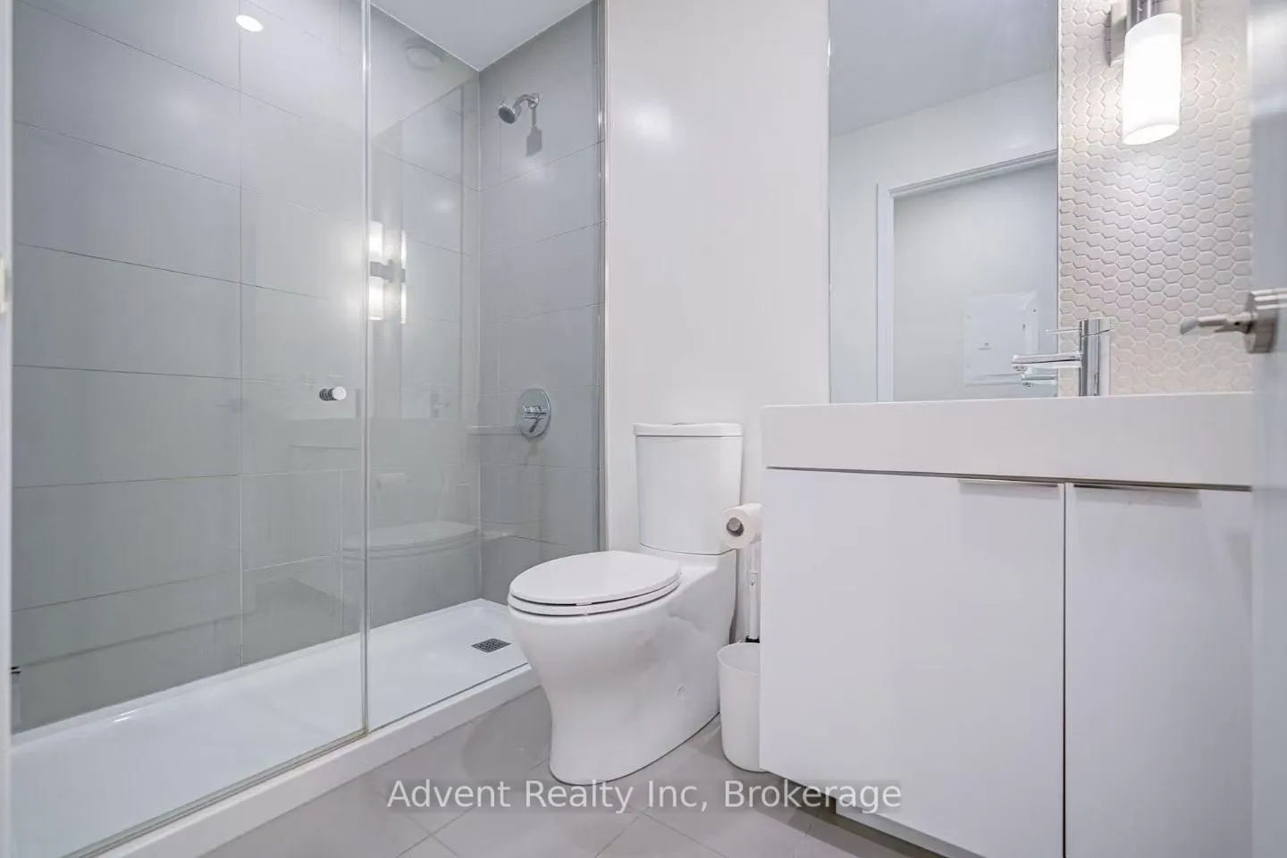 Photo 10 of Unit 1106, 33 Helendale Avenue, Toronto, Yonge-Eglinton — HOMEH
