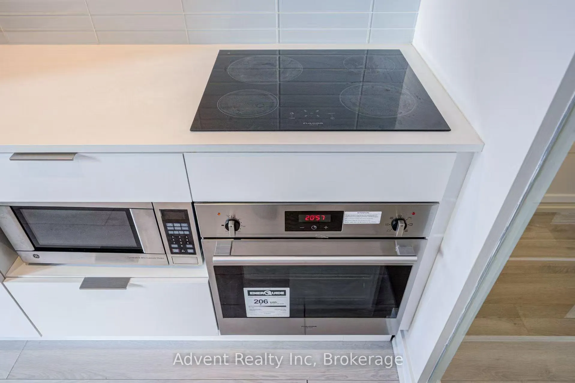 Photo 16 of Unit 1106, 33 Helendale Avenue, Toronto, Yonge-Eglinton — HOMEH
