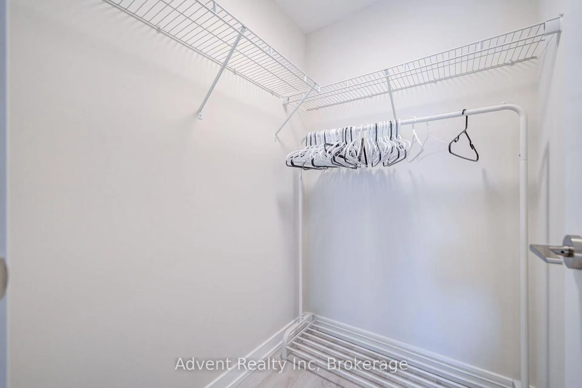 Photo 28 of Unit 1106, 33 Helendale Avenue, Toronto, Yonge-Eglinton — HOMEH
