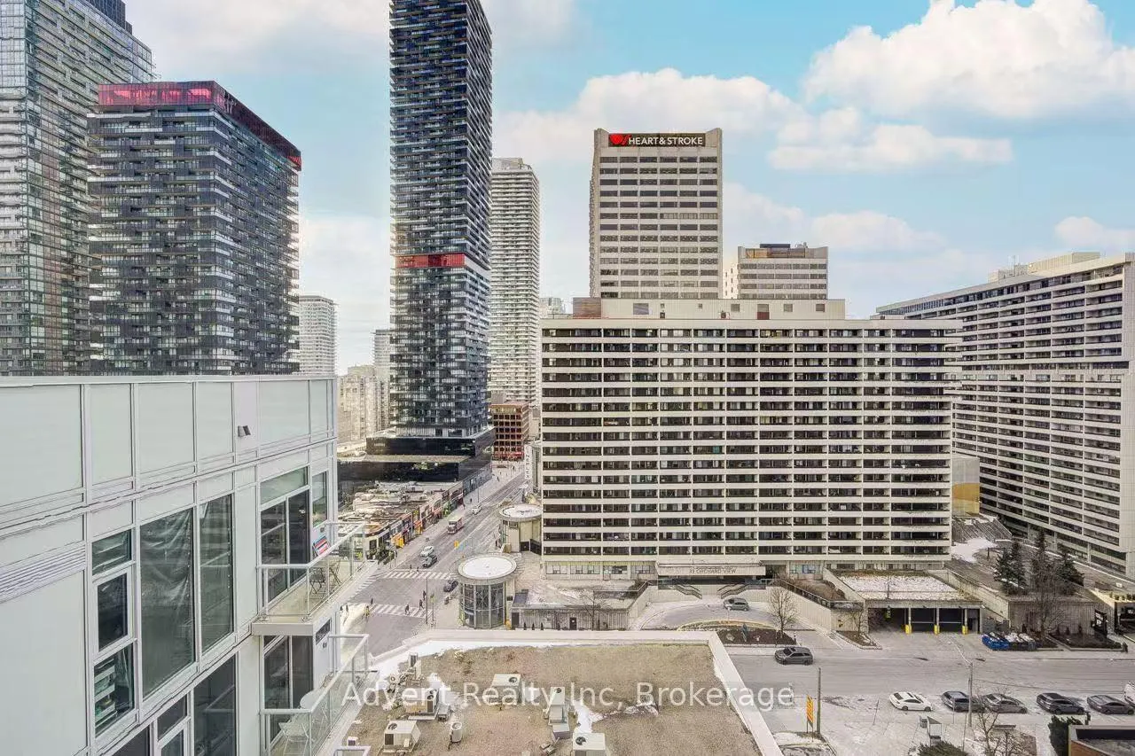Photo 30 of Unit 1106, 33 Helendale Avenue, Toronto, Yonge-Eglinton — HOMEH