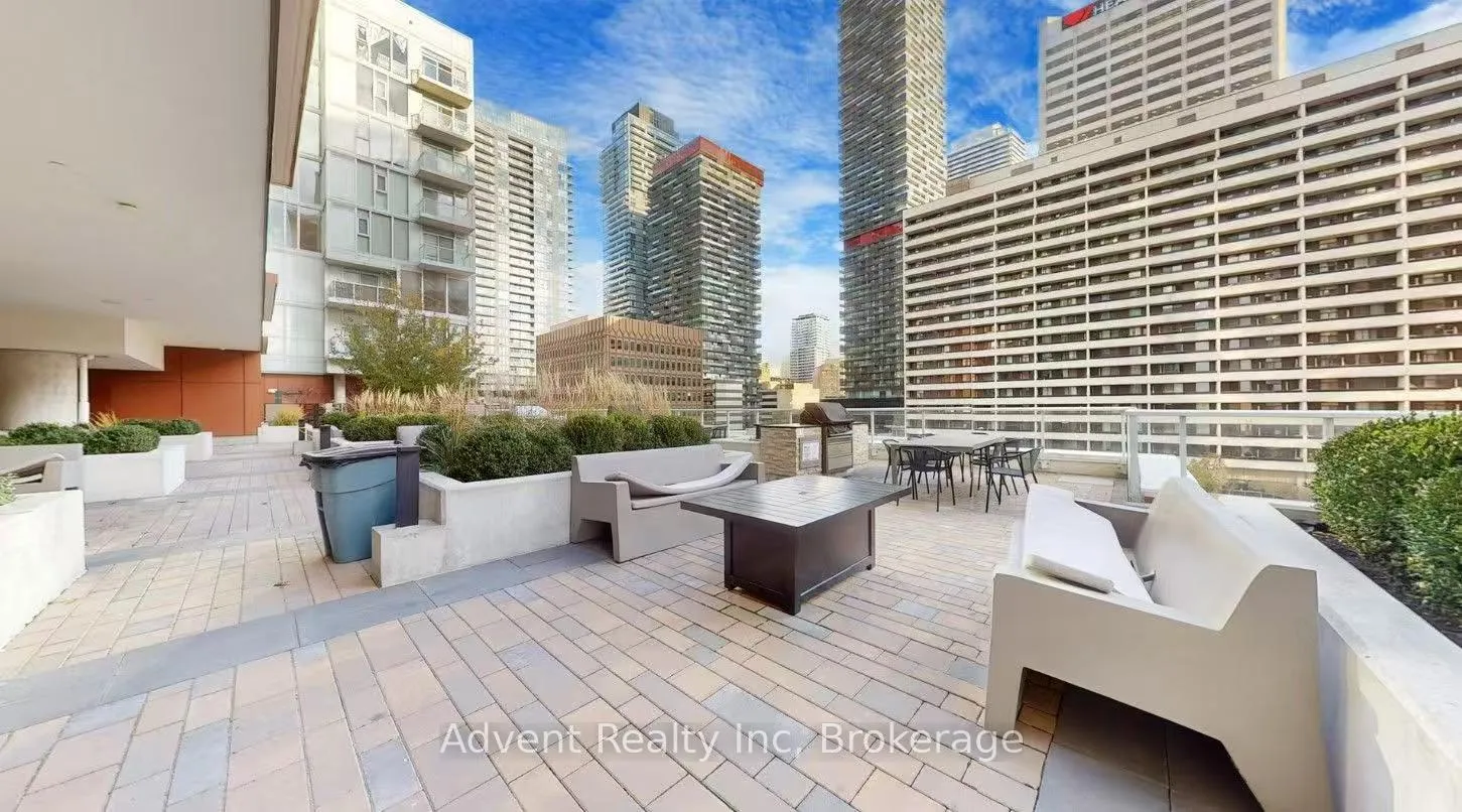 Photo 33 of Unit 1106, 33 Helendale Avenue, Toronto, Yonge-Eglinton — HOMEH