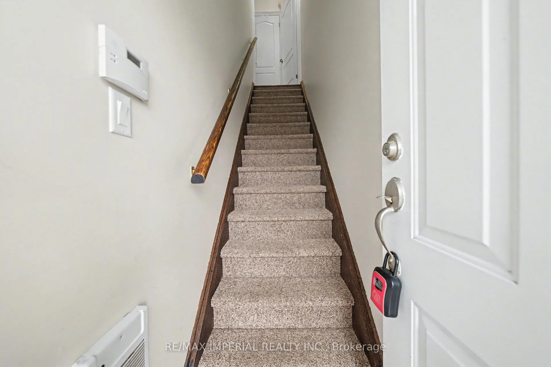Photo 3 of Unit 2, 2964 Islington Avenue, North York, Humber Summit — HOMEH