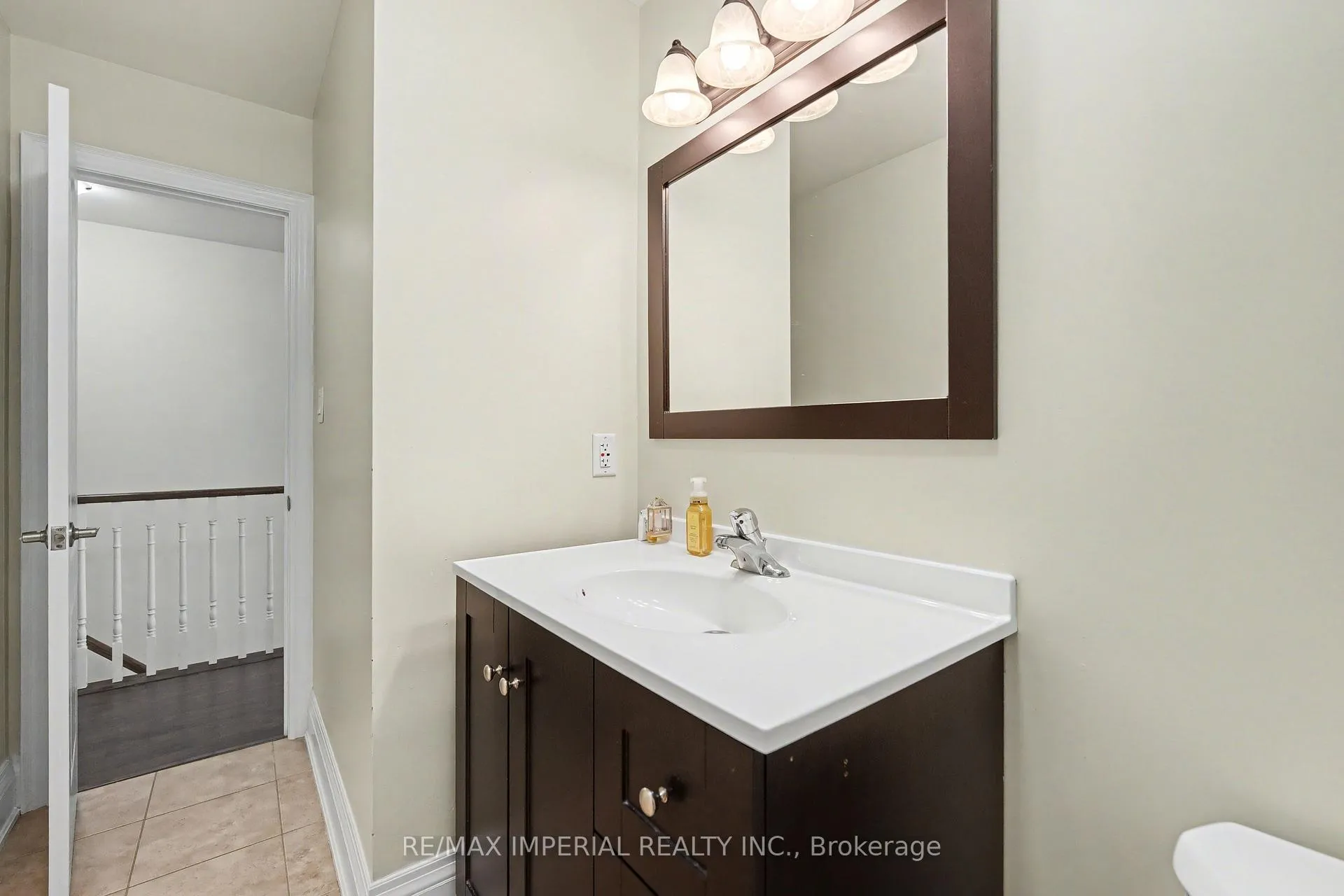 Photo 24 of Unit 2, 2964 Islington Avenue, North York, Humber Summit — HOMEH