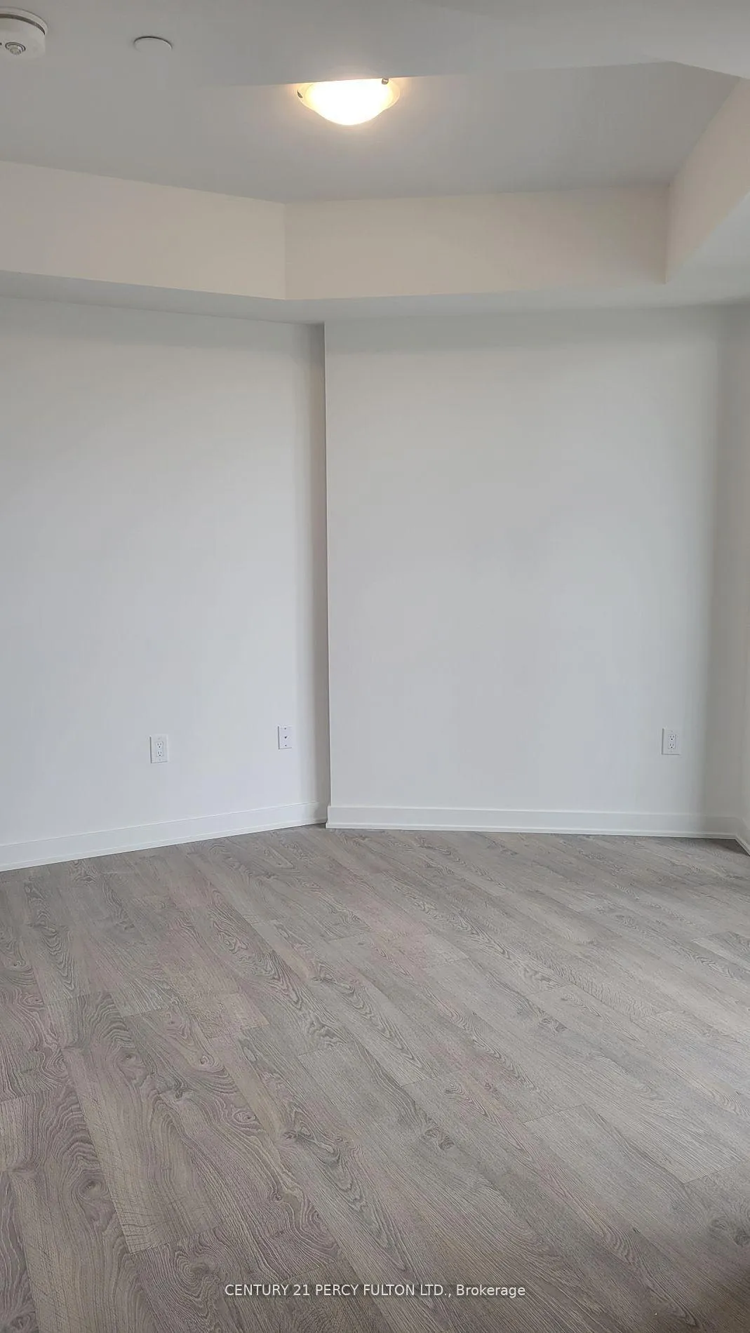 Photo 3 of Unit 602, 120 Eagle Rock Way, Vaughan, Rural Vaughan — HOMEH