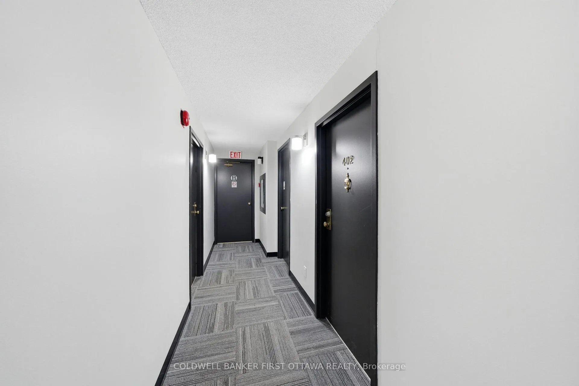 Photo 6 of Unit 402, 222 Guigues Avenue, Ottawa, Lower Town/Byward Market — HOMEH