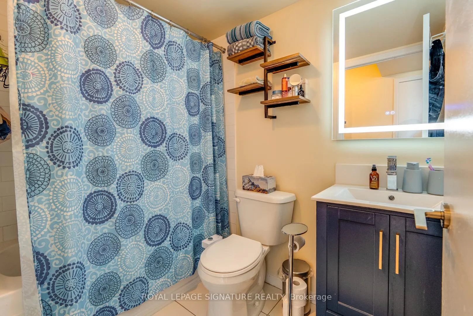 Photo 8 of Unit 714, 185 Legion Road, Etobicoke, Mimico — HOMEH