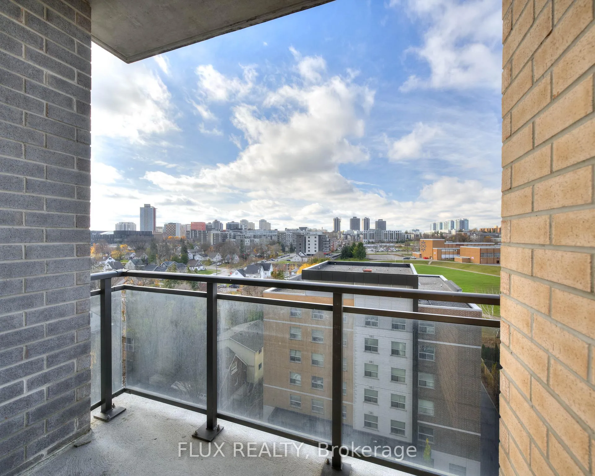 Photo 18 of Unit 808, 318 Spruce Street, Waterloo, Beechwood/University — HOMEH