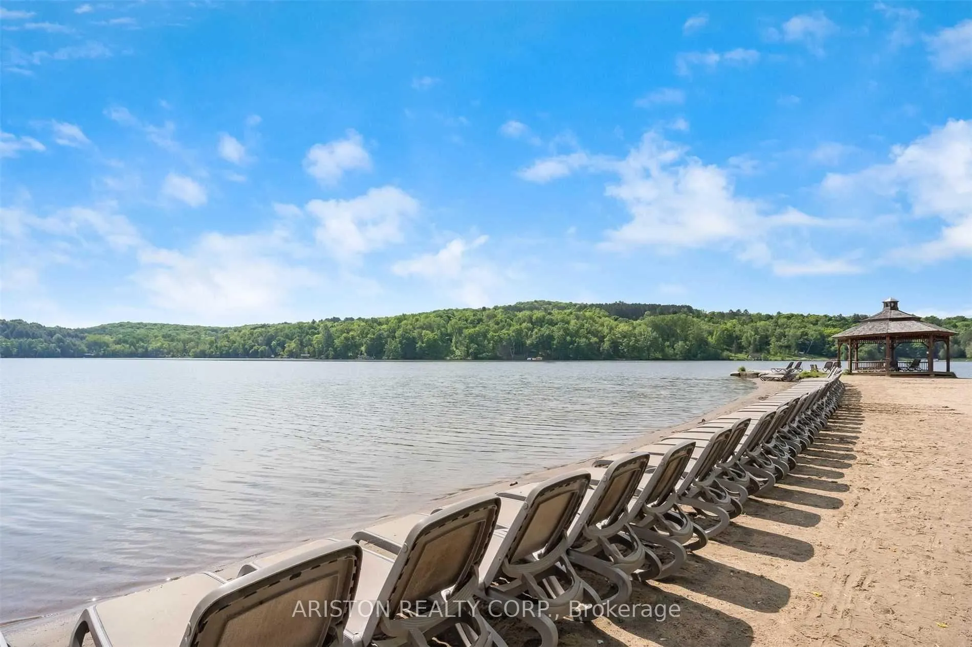 Photo 5 of Unit 419, 1 Deerhurst Drive, Huntsville, Chaffey — HOMEH